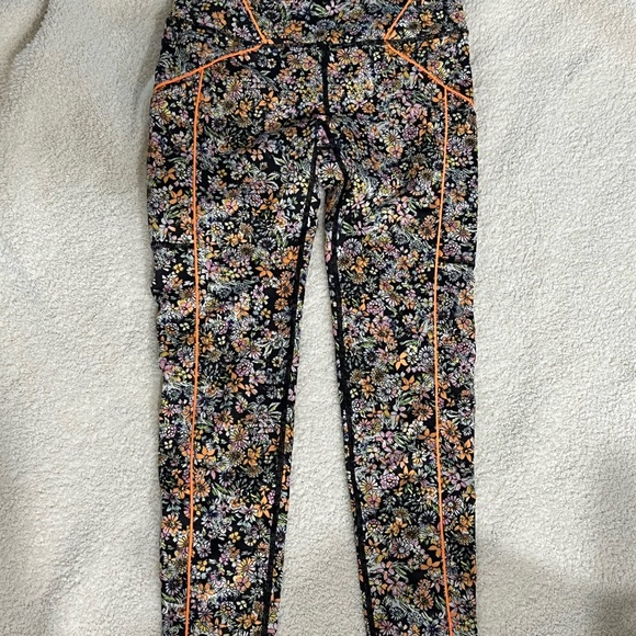FP Movement Eden Floral Printed Leggings Size S - Picture 5 of 5